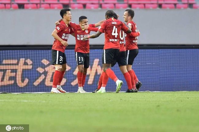 无遮挡免费网站