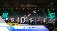 我与女公务员少妇
